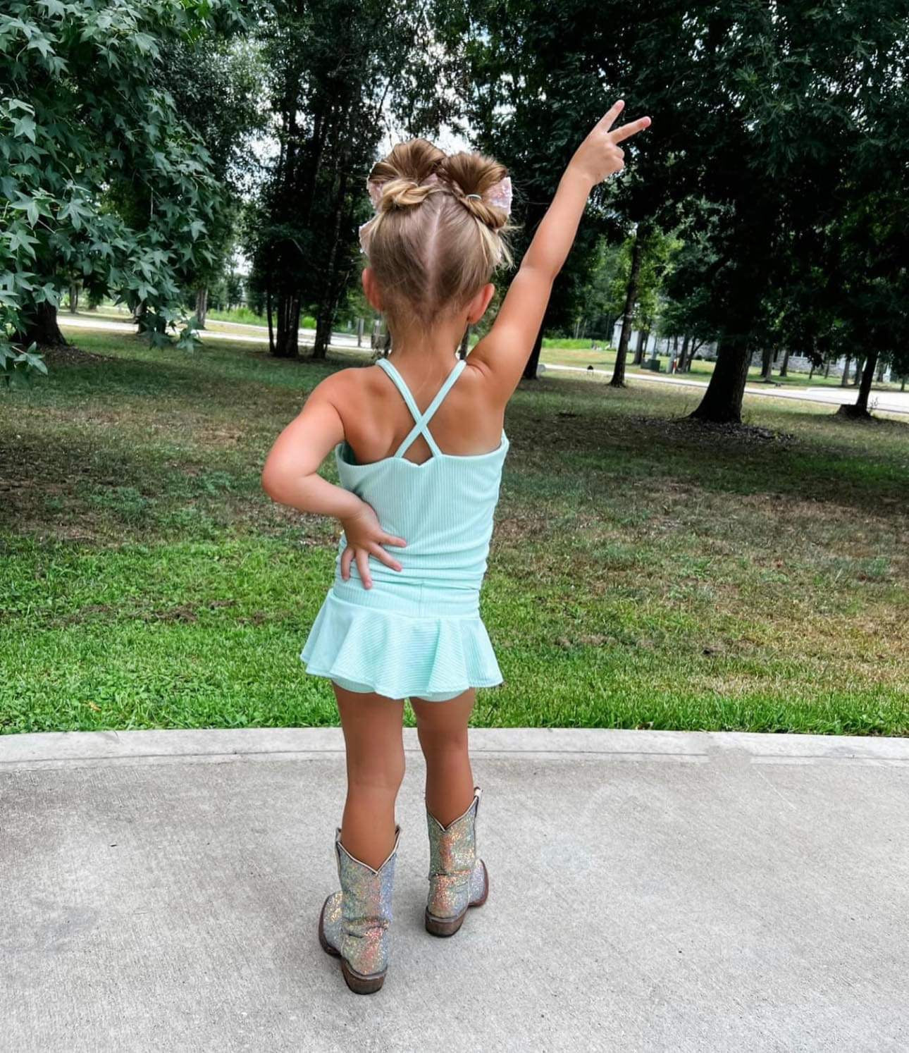 Solid Criss Cross Tank